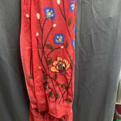 Blue Illusion Womens One Size Red Scarf