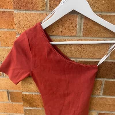  Women’s Sheike Size S one shoulder top 
