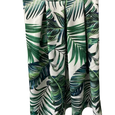 Boohoo Womens  Size 8 Maxi Skirt Green / White 