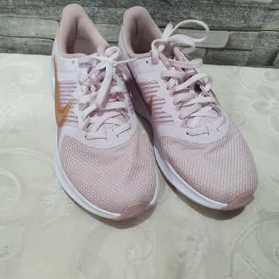 Nike Womens Downshifter Pink Size US 8 Shoes 