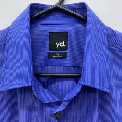 Yd. Mens  Size XS Long Sleeve Shirt Pinstriped 
