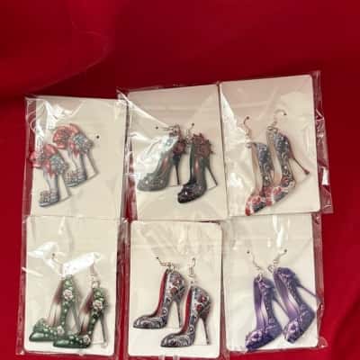  Women's 2D Fashion Heel Pendant Dangle Earrings x 6