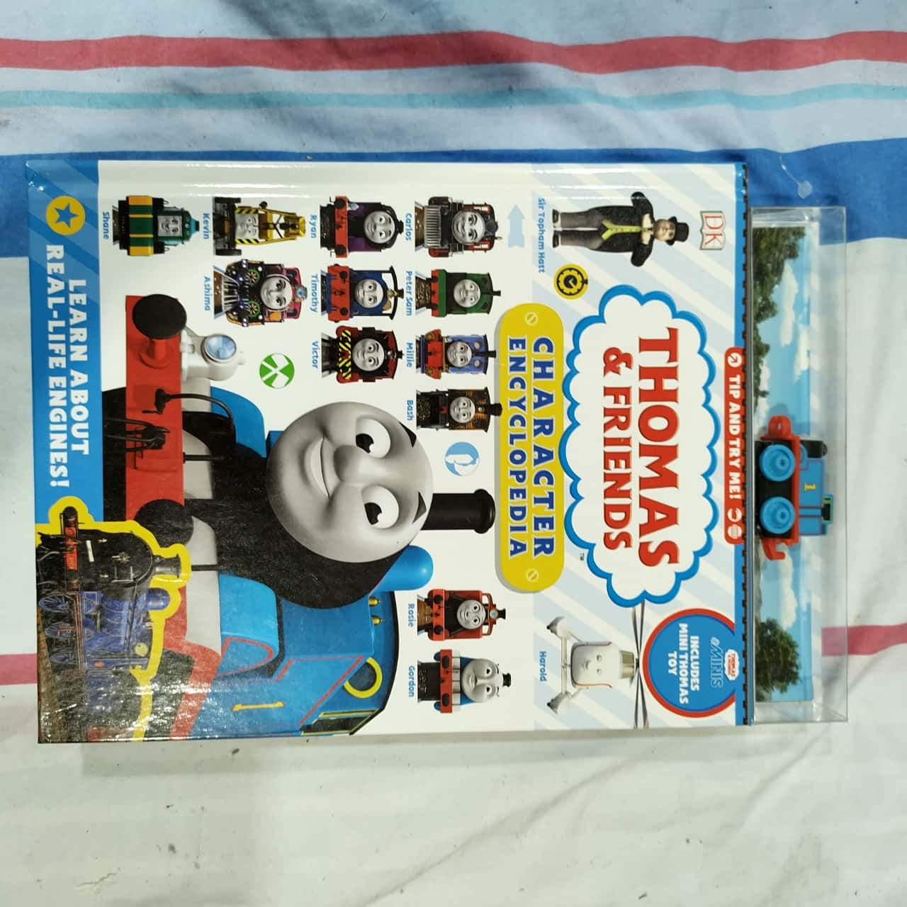 洋書 Thomas &Friends Character Encyclopedia Thomas & Friends Character Encyclopedia (2018) Hardcover By
