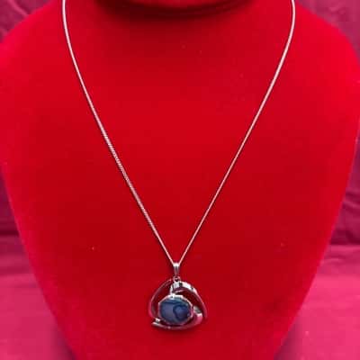  Women's Silver Tone Paua Shell Pendant Necklace 