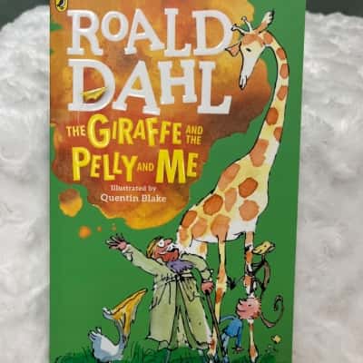 Roald Dahl - The Giraffe and the Pelly and Me