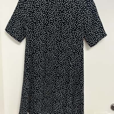 Forever New Women's Size 8 Casual Dress - Black and White Pokadot