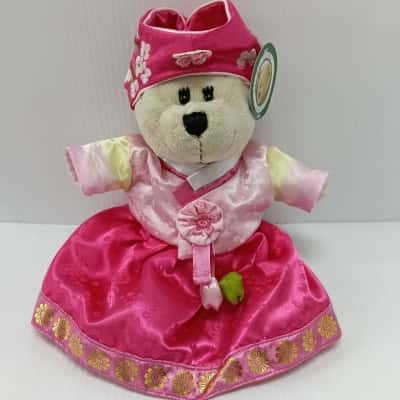 Starbucks Korean Hanbok Plushie – Traditional Clothing Edition ???? #StarbucksCollectibles #KoreanMerch #HanbokPlushie #BNWT