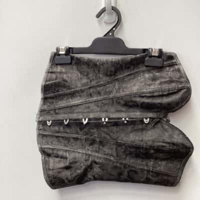  Womens underbust corset with lace up back and front busk closure Size XS Black  / Grey 