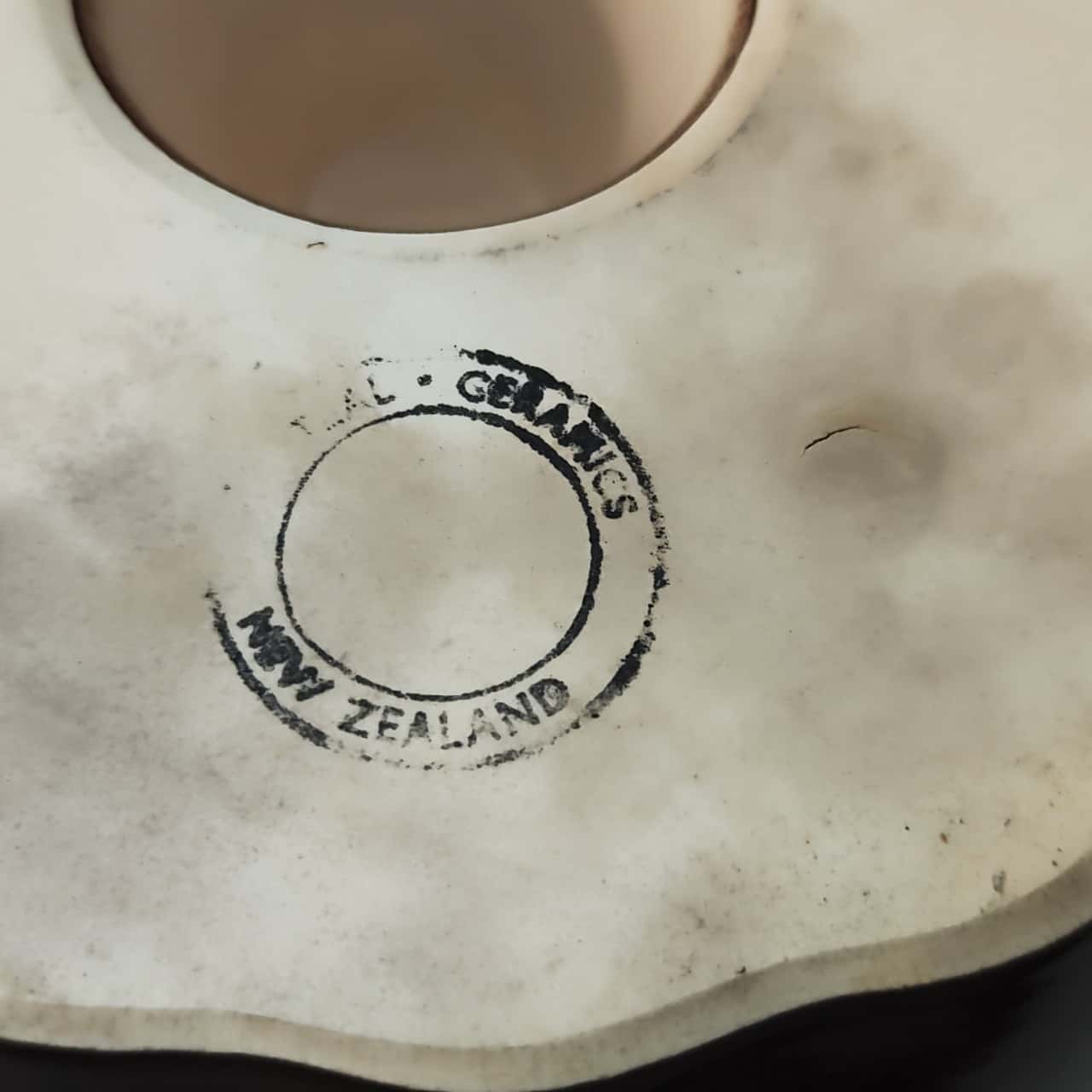 New Zealand Ceramics Cake Dish (s)