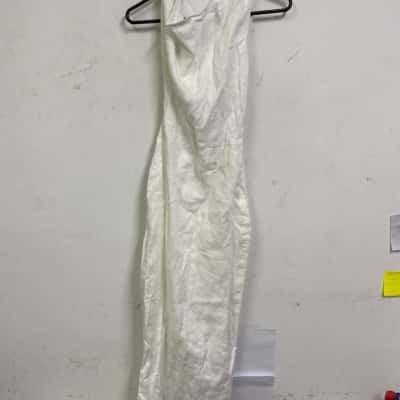 Dissh Womens  Size 6 Maxi Dress / Sleeveless Dress  White 
