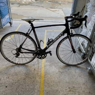 Foundries r20 carbon fiber road bike