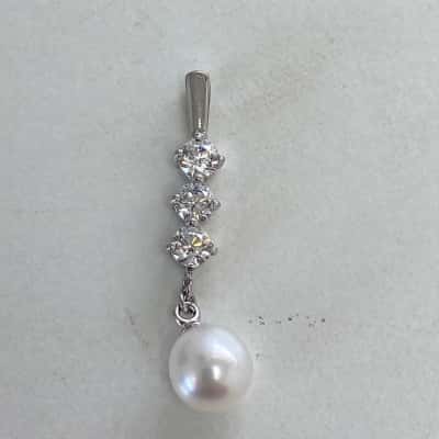 925 Sterling Silver Pendant With Pearl