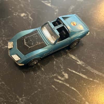 Corgi Toys Chevrolet Corvette Sting Ray Coupe 