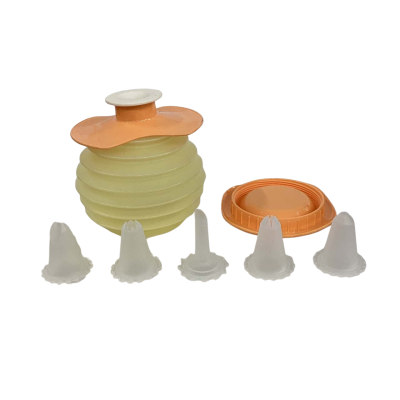 Vintage Tupperware Squeeze It Cake Piping Set 