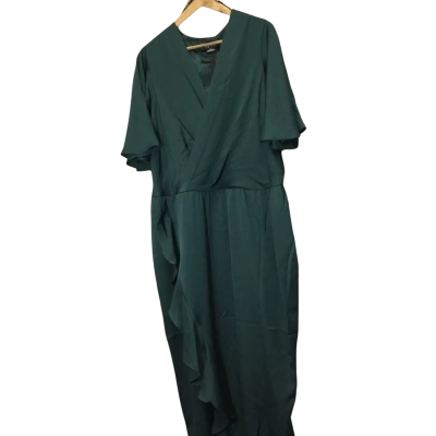 City Chic Womens  Size XL Maxi Dress Emerald. Polyester/Elastane