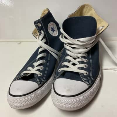 Converse Mens  Size 10 Women’s size 12 Sneakers Blue / White 