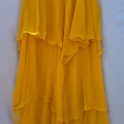  Womens vintage Ruffled Hemline Skirt Mustard size 10