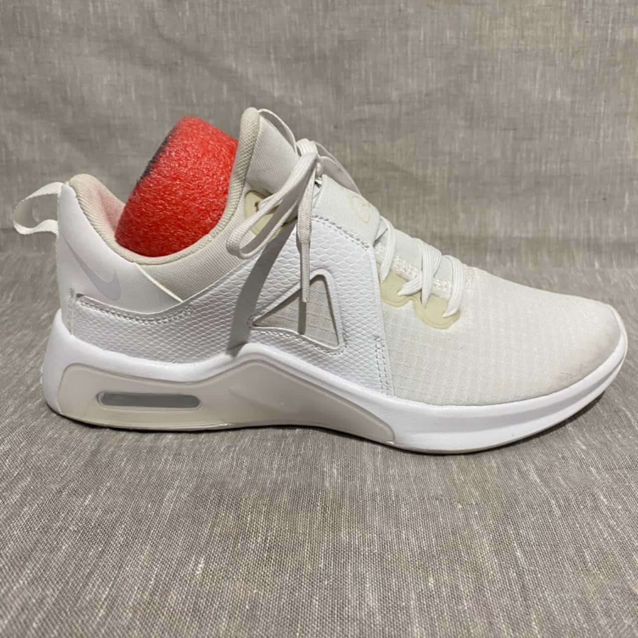 womens nike white shoes