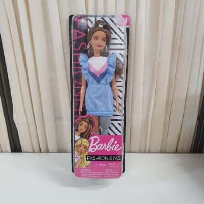 Barbie Fashionistas #121 With Prosthetic Leg - New In Package