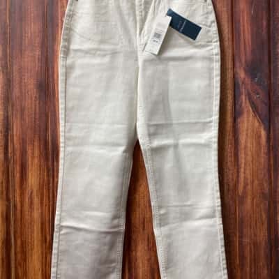 Grab DENIM   Size 30 White Billie jeans new 