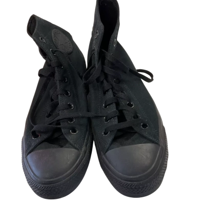 Converse Mens  Size 9 Sneakers Black  