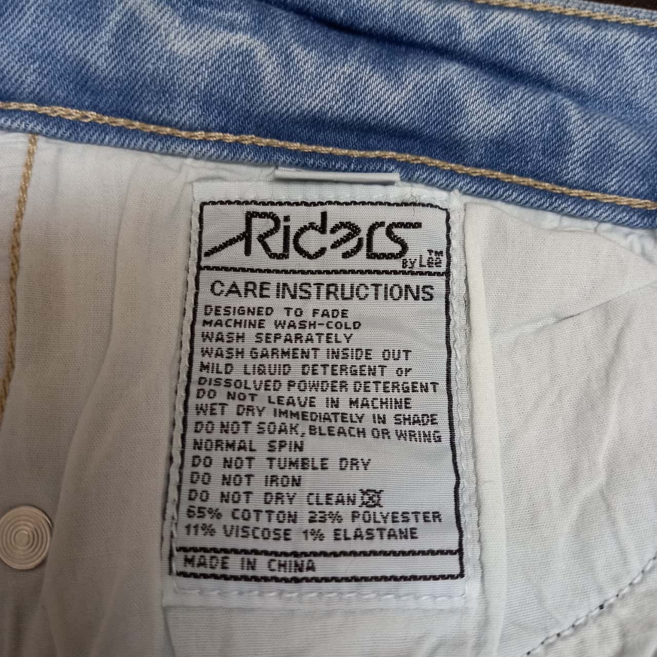 Lee Womens - Size 13R- Bumster Skinny Jeans