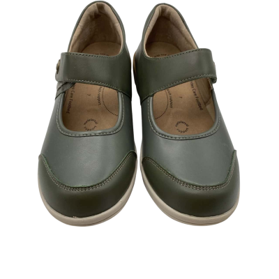 Homyped Womens  Size 7 Olive Flats  