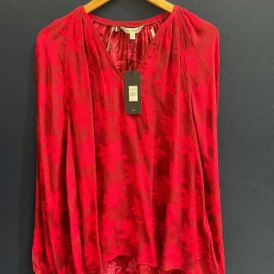 Brand New Tommy Hilfiger Womens Floral Top