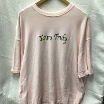 Nü Feelings Women’s Yours Truly oversized heavyweight Tee  Size XL 
