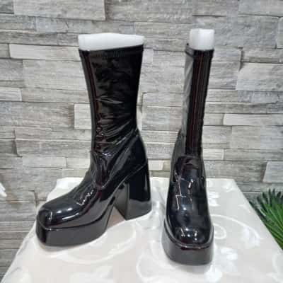 Windsor Smith Womens  Size 7 Boots / Heels Black  