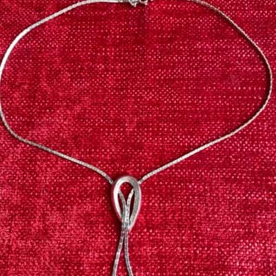  Womens silver Necklace 