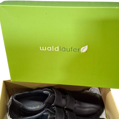 Wald Laufer Size 8.5 Dress shoes Black  