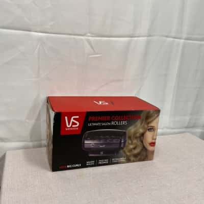 VS Sassoon Women’s Hair Curler- Heated Salon Rollers