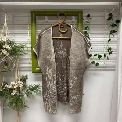 Gerry Weber Womens  Parrot  Design with Diamante Size 18 Cardigan Brown 