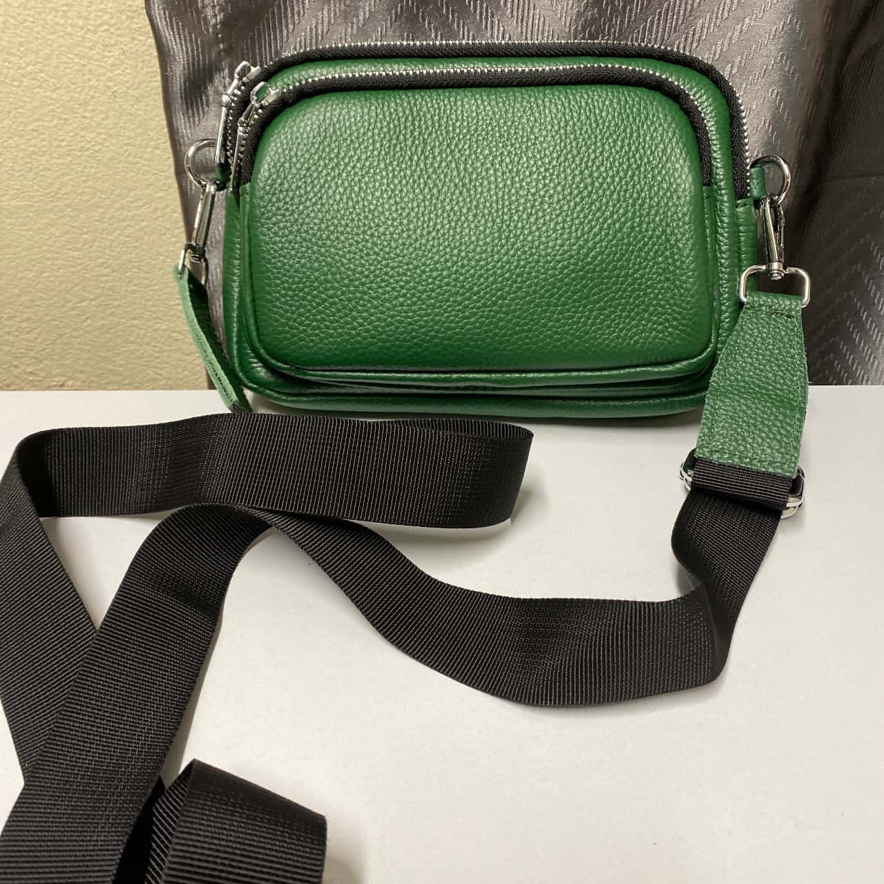 Womens Green Crossbody Handbag With Strap(s)