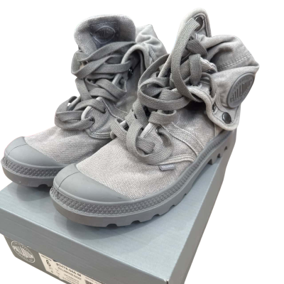 Palladium Womens  Size 6 Grey Boots 