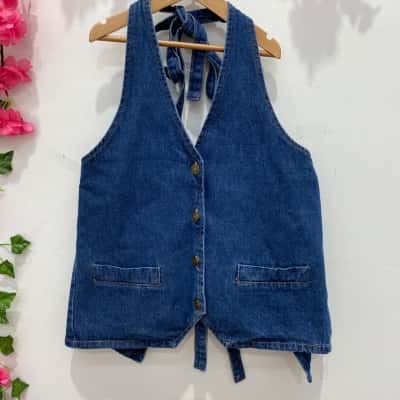 Lioness Womens  Size 4 Sleeveless Top Blue 
