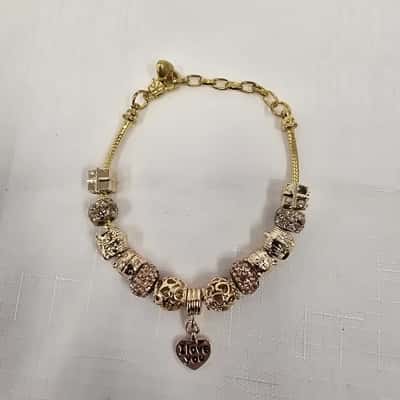  Womens Gold Tone Charm Bracelet 