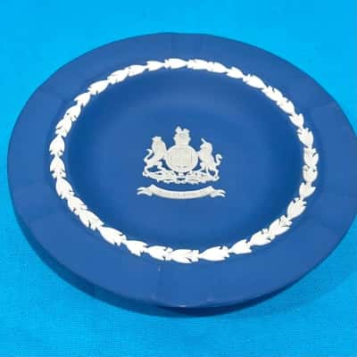 Wedgewood Jasperware Dark Blue Queen Elizabeth II Jubilee 1977 Ashtray 
