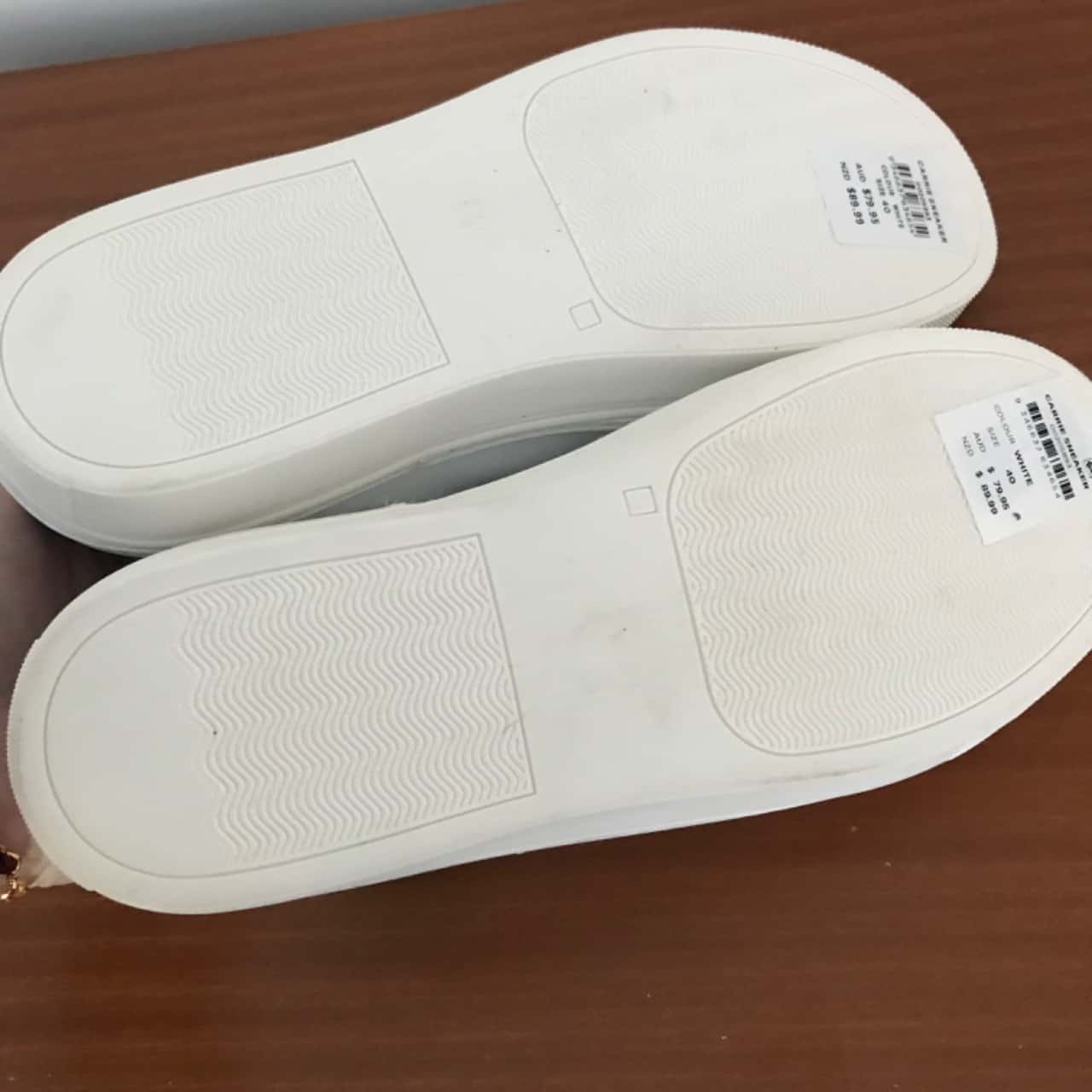 BNWT City Chic Womens Size 40 White Casual Lace Ups In Box RRP $79.95(s)