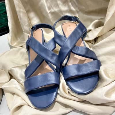 Regatta Womens  Size 39 Strappy Heels / Sandals Navy Blue 
