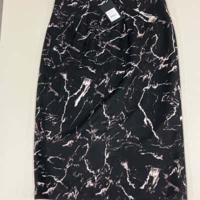 Country Road Womens Size 12 black marble print sateen Pencil Skirt