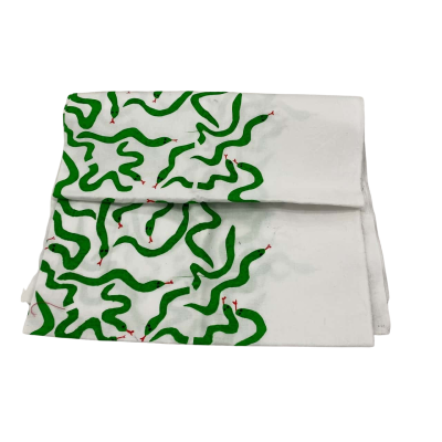 Green Snakes on White Fabric 44 x 126 cm    Fab5