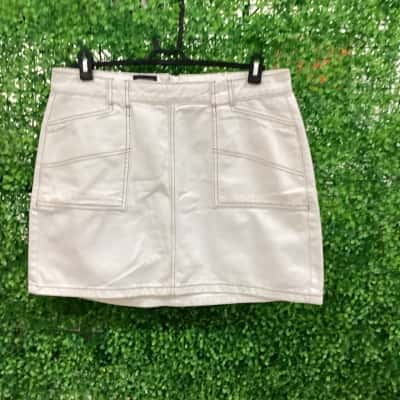 All About Eve Womens  Size 16 Mini Skirt Cream 