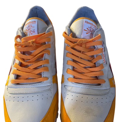 Reebok Mens  Size 12 / 13 Sneakers Orange / White 