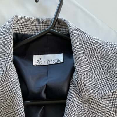 Le Moda Womens  Size 10 Blazer Black  / Off White 