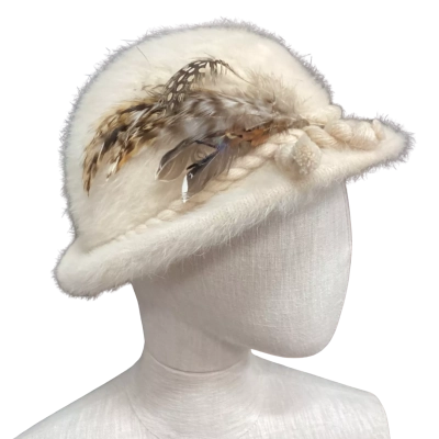 German Alpine Hat One Size Beige - Includes 2 OctoberFest Brooches