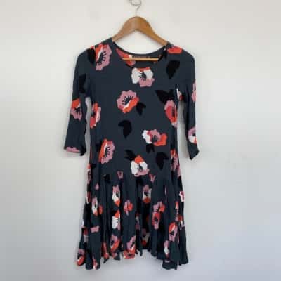 Mister Zimi Grey Floral 3/4 Sleeve Mini Dress  Size 6 