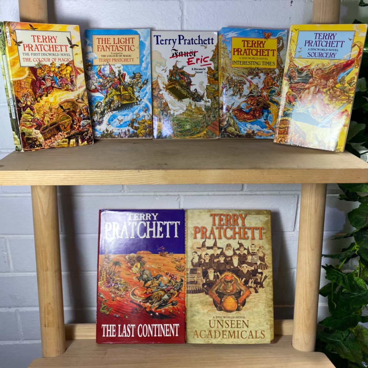 7 Discworld Rincewind Novels By Terry Pratchett s Used Fair Salvos 7 Discworld Rincewind Novels By Terry Pratchett s Used Fair Salvos