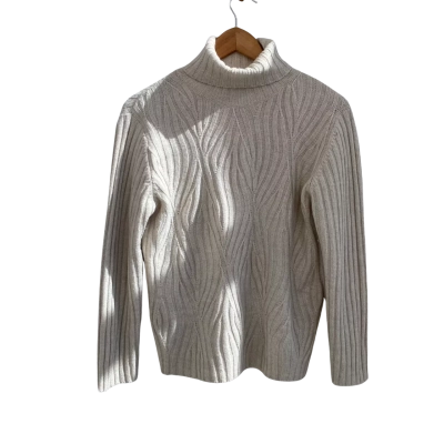 Meredith Womens  Size L Turtleneck Jumper Cream 